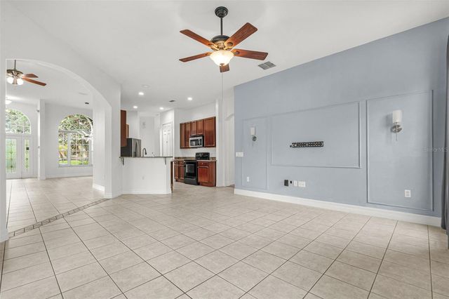 2806 SPINNING SILK COURT, Kissimmee, FL 34747
