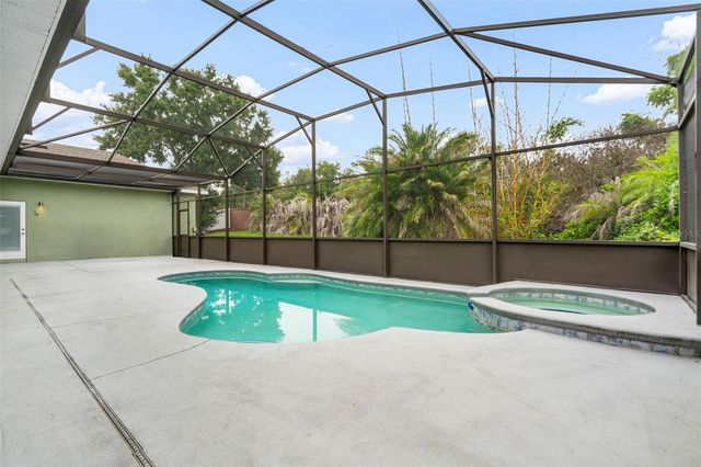 2806 SPINNING SILK COURT, Kissimmee, FL 34747