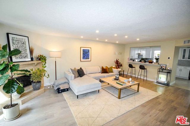 1138 15th Street 5, Santa Monica, CA 90403