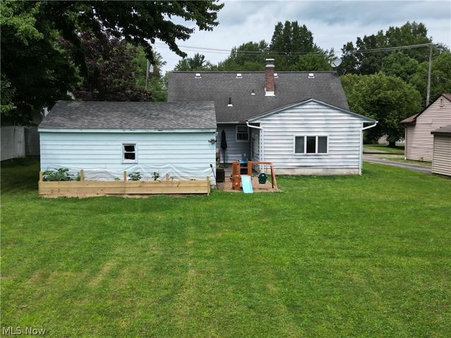 3425 Kirk Road, Youngstown, OH 44511