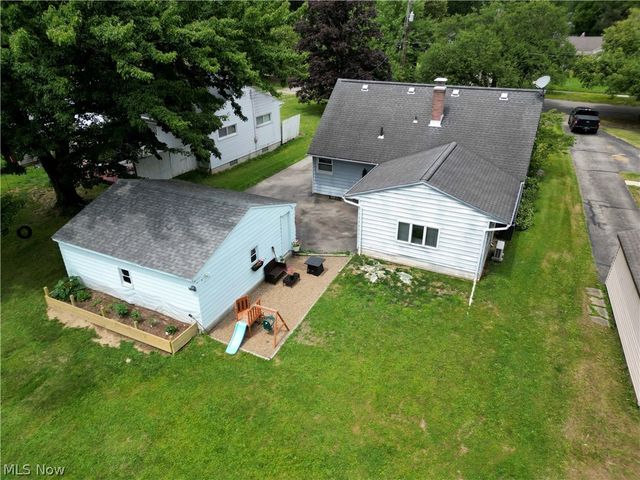 3425 Kirk Road, Youngstown, OH 44511