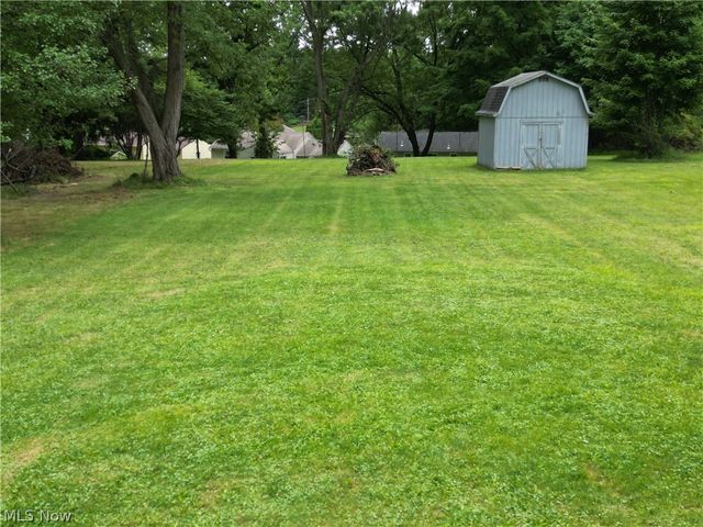 3425 Kirk Road, Youngstown, OH 44511