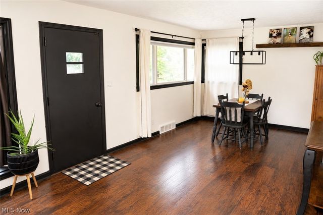 3425 Kirk Road, Youngstown, OH 44511