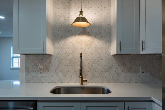 132 WASHINGTON AVENUE, Orlando, FL 32810