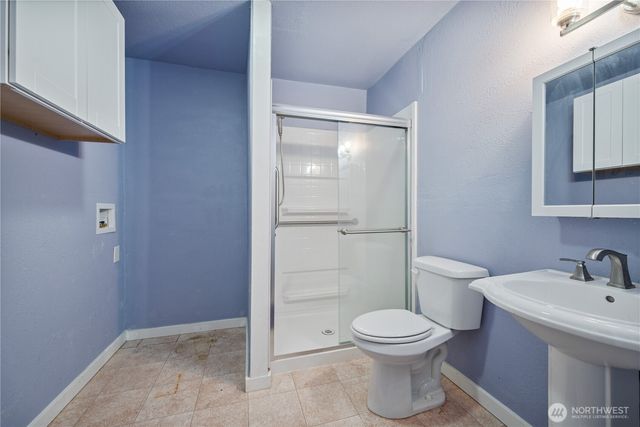 3324 Ocean Beach Highway, Longview, WA 98632
