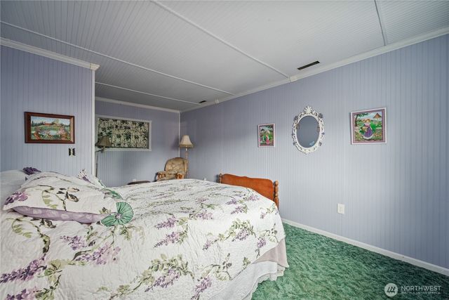 3324 Ocean Beach Highway, Longview, WA 98632