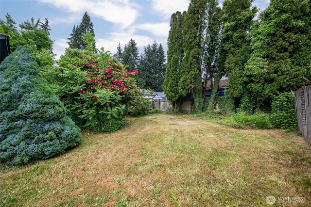3324 Ocean Beach Highway, Longview, WA 98632