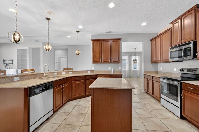 2451 PLUMADORE DRIVE, Grand Island, FL 32735