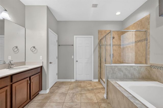 2451 PLUMADORE DRIVE, Grand Island, FL 32735