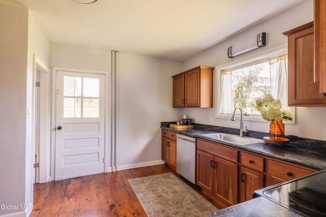 725 New York 66, Hudson, NY 12534