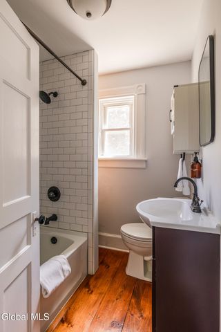 725 New York 66, Hudson, NY 12534