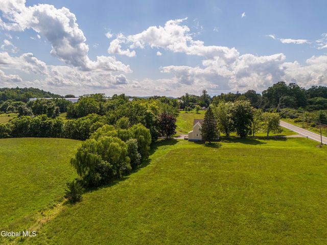 725 New York 66, Hudson, NY 12534
