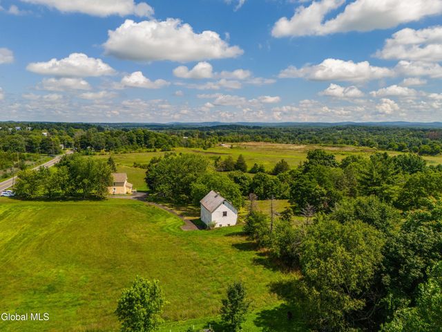 725 New York 66, Hudson, NY 12534