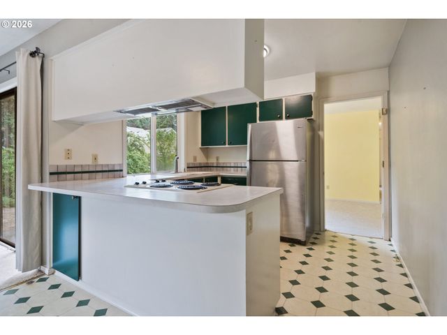 8355 Sw 133RD Ave, Beaverton, OR 97008