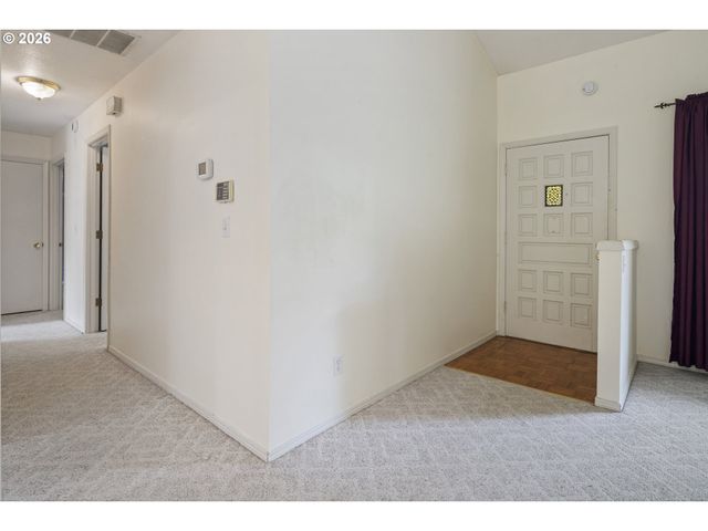 8355 Sw 133RD Ave, Beaverton, OR 97008