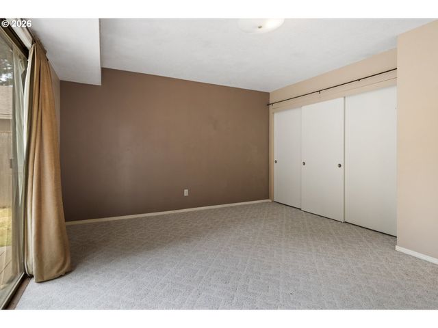 8355 Sw 133RD Ave, Beaverton, OR 97008
