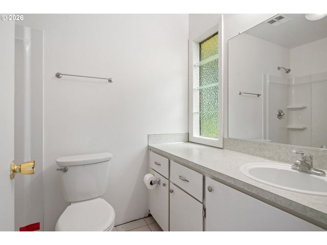 8355 Sw 133RD Ave, Beaverton, OR 97008