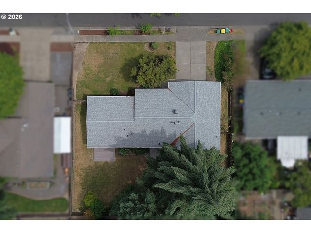 8355 Sw 133RD Ave, Beaverton, OR 97008