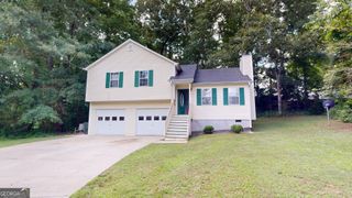 179 Country Cottage Circle, Carrollton, GA 30116
