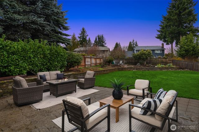 26915 Arden Court, Kent, WA 98032