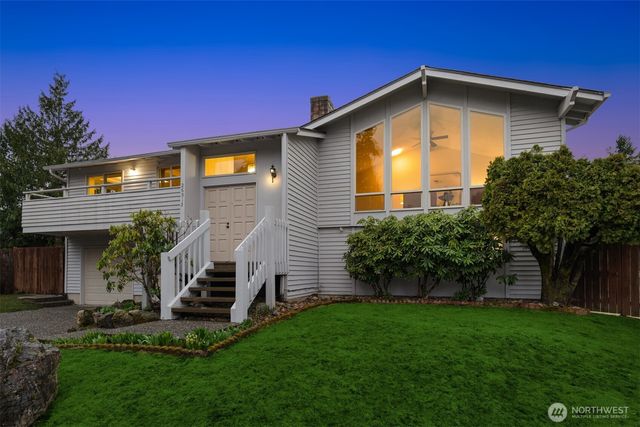 26915 Arden Court, Kent, WA 98032