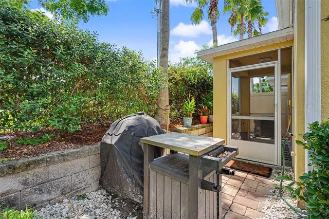 1977 SEARAY SHORE DRIVE, Clearwater, FL 33763