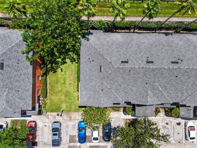 1977 SEARAY SHORE DRIVE, Clearwater, FL 33763