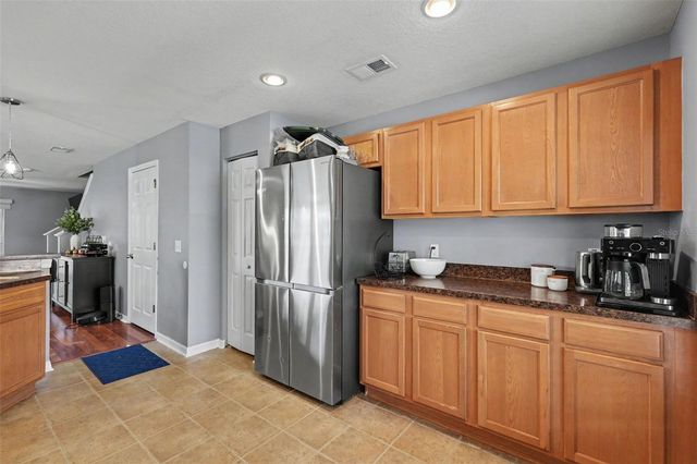 1977 SEARAY SHORE DRIVE, Clearwater, FL 33763