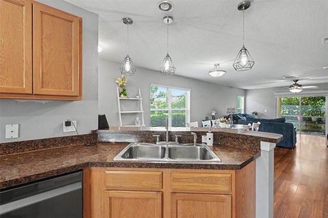 1977 SEARAY SHORE DRIVE, Clearwater, FL 33763