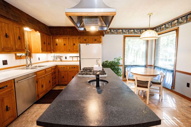 800 A Country Trails Road, Conway, MO 65632