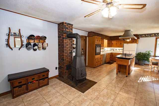 800 A Country Trails Road, Conway, MO 65632