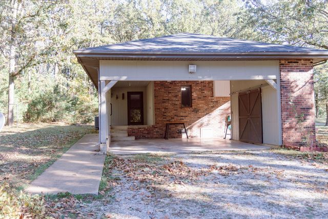 800 A Country Trails Road, Conway, MO 65632
