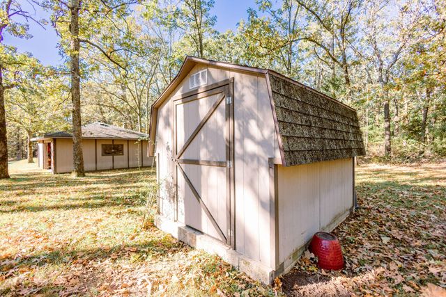 800 A Country Trails Road, Conway, MO 65632