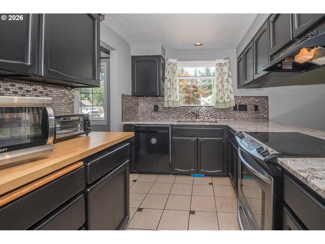 1380 Se EVANS Ave, Troutdale, OR 97060