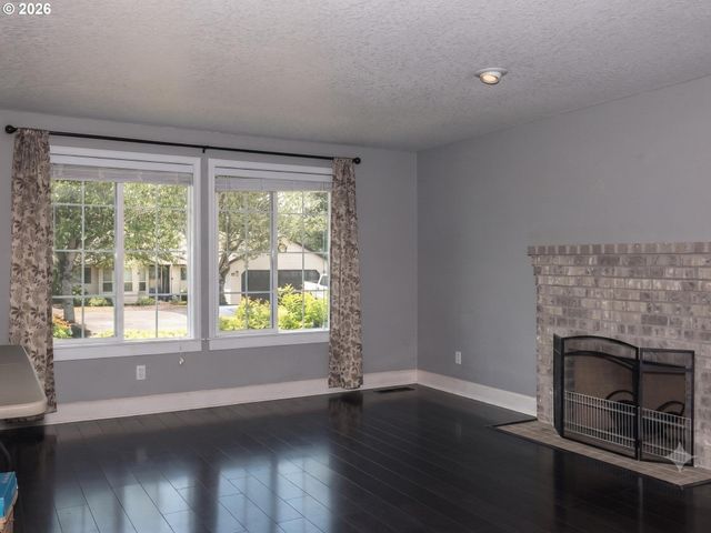 1380 Se EVANS Ave, Troutdale, OR 97060