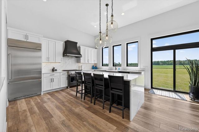 2170 E Labo Road, Carleton, MI 48117