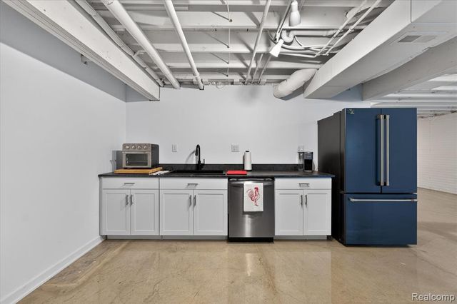 2170 E Labo Road, Carleton, MI 48117
