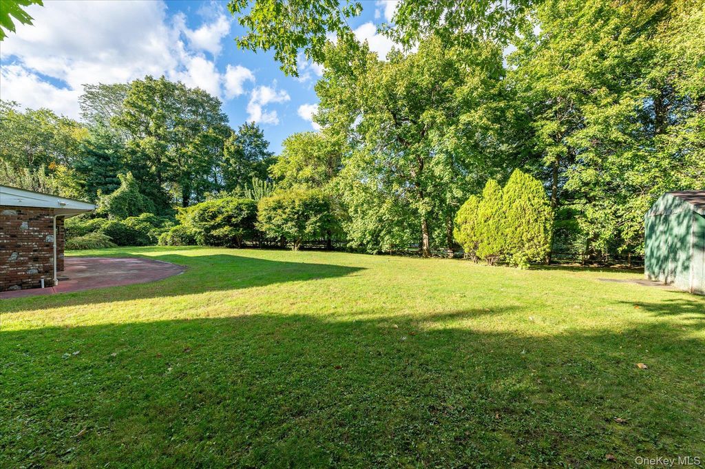 10 Bell Place, Rye Brook, NY 10573 — photo 5