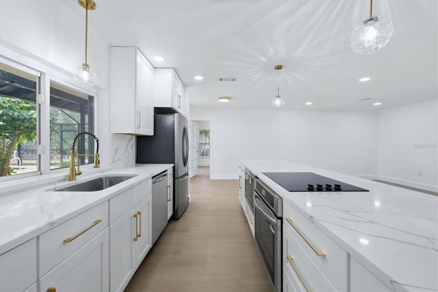 2324 RIVERWOOD PINES DRIVE, Sarasota, FL 34231