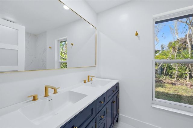 2324 RIVERWOOD PINES DRIVE, Sarasota, FL 34231