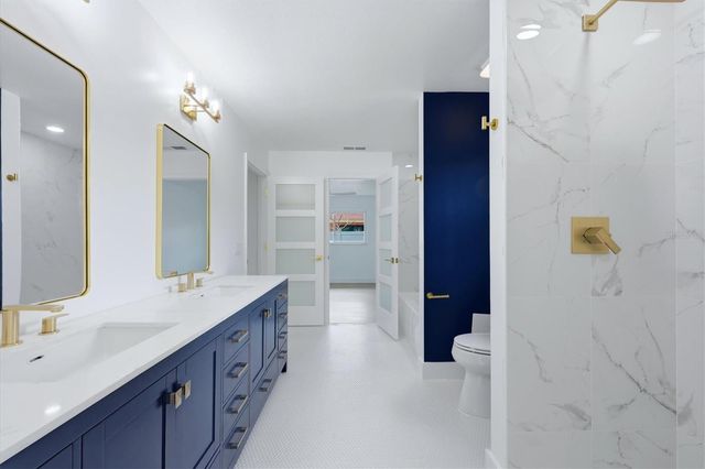 2324 RIVERWOOD PINES DRIVE, Sarasota, FL 34231