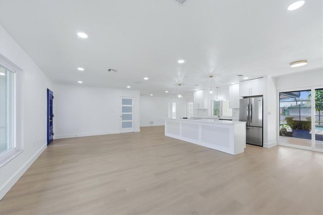 2324 RIVERWOOD PINES DRIVE, Sarasota, FL 34231