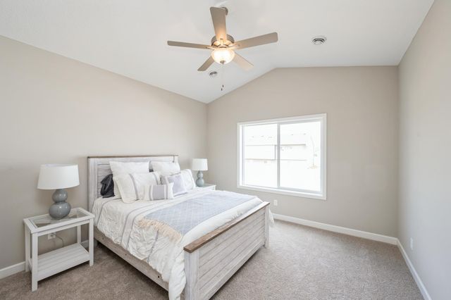 1423 Victory Lane NE, Isanti, MN 55040