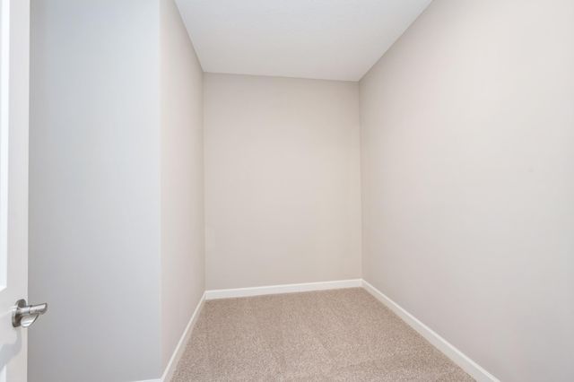 1423 Victory Lane NE, Isanti, MN 55040