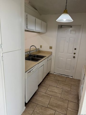 12202 Ridge Crown, San Antonio, TX 78247