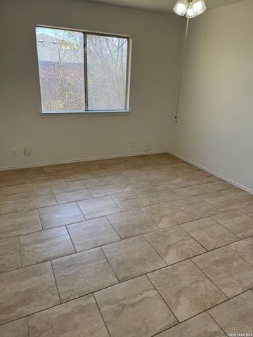 12202 Ridge Crown, San Antonio, TX 78247