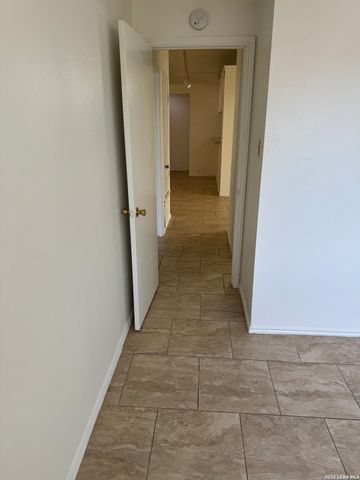 12202 Ridge Crown, San Antonio, TX 78247