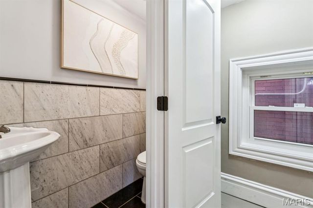 3904 Botanical Avenue, St Louis, MO 63110