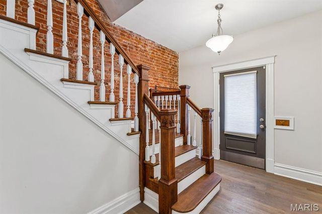 3904 Botanical Avenue, St Louis, MO 63110