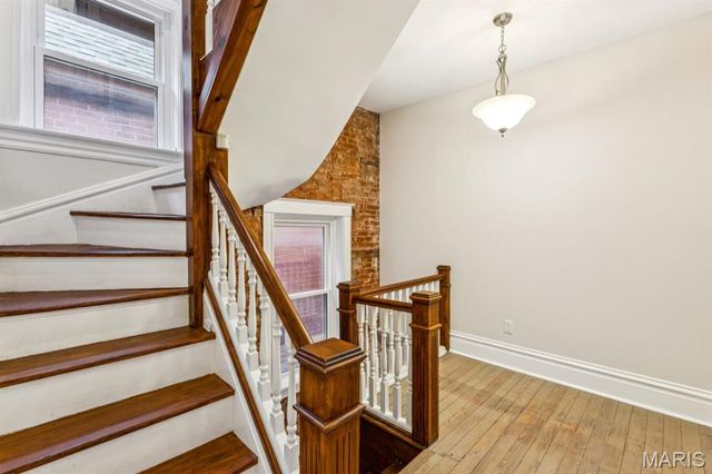 3904 Botanical Avenue, St Louis, MO 63110